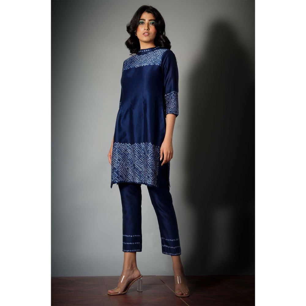 Saksham & Neharicka Indigo Blue Bandhani Kurta (Set of 2)
