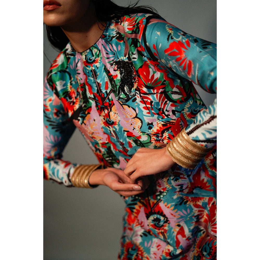 Saksham & Neharicka Blue Printed Kurta In Chanderi