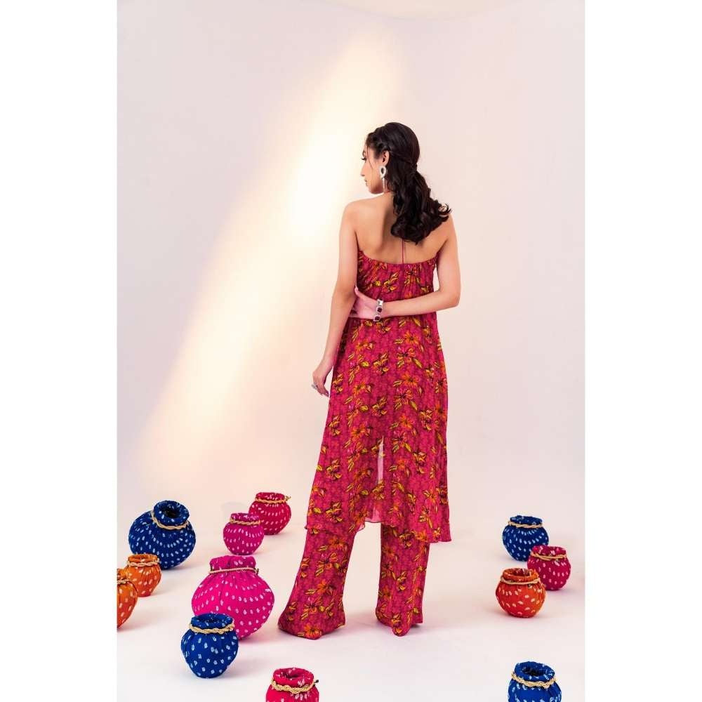 Silky Bindra Printed Centre Cut Halter Neck Tunic And Straight Pant (Set of 2)