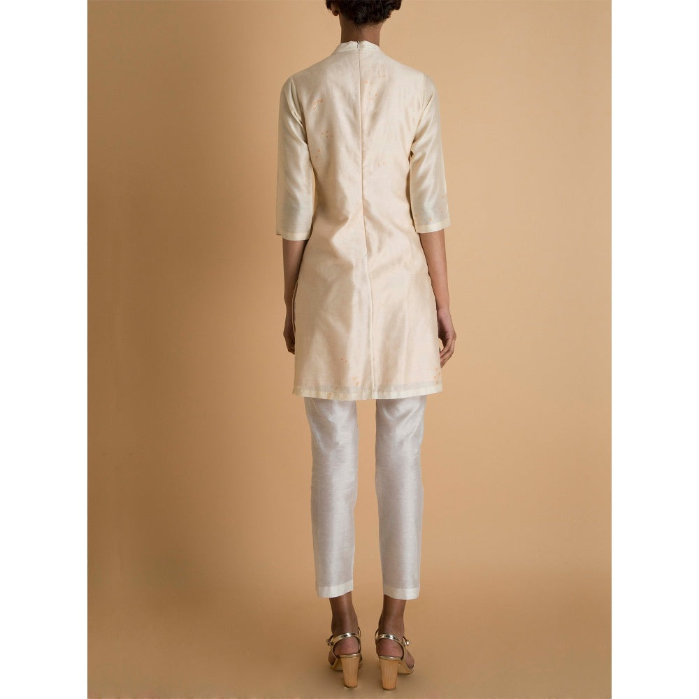 Saksham & Neharicka Off White Embroidered Kurta
