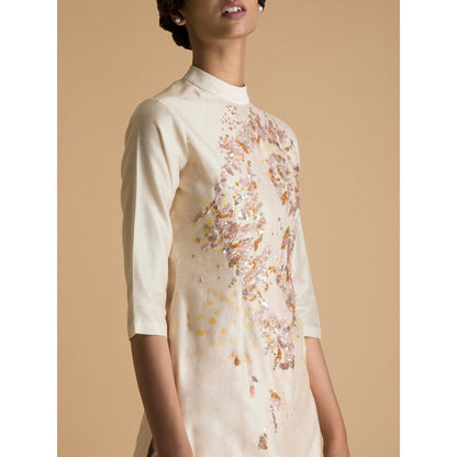 Saksham & Neharicka Off White Embroidered Kurta