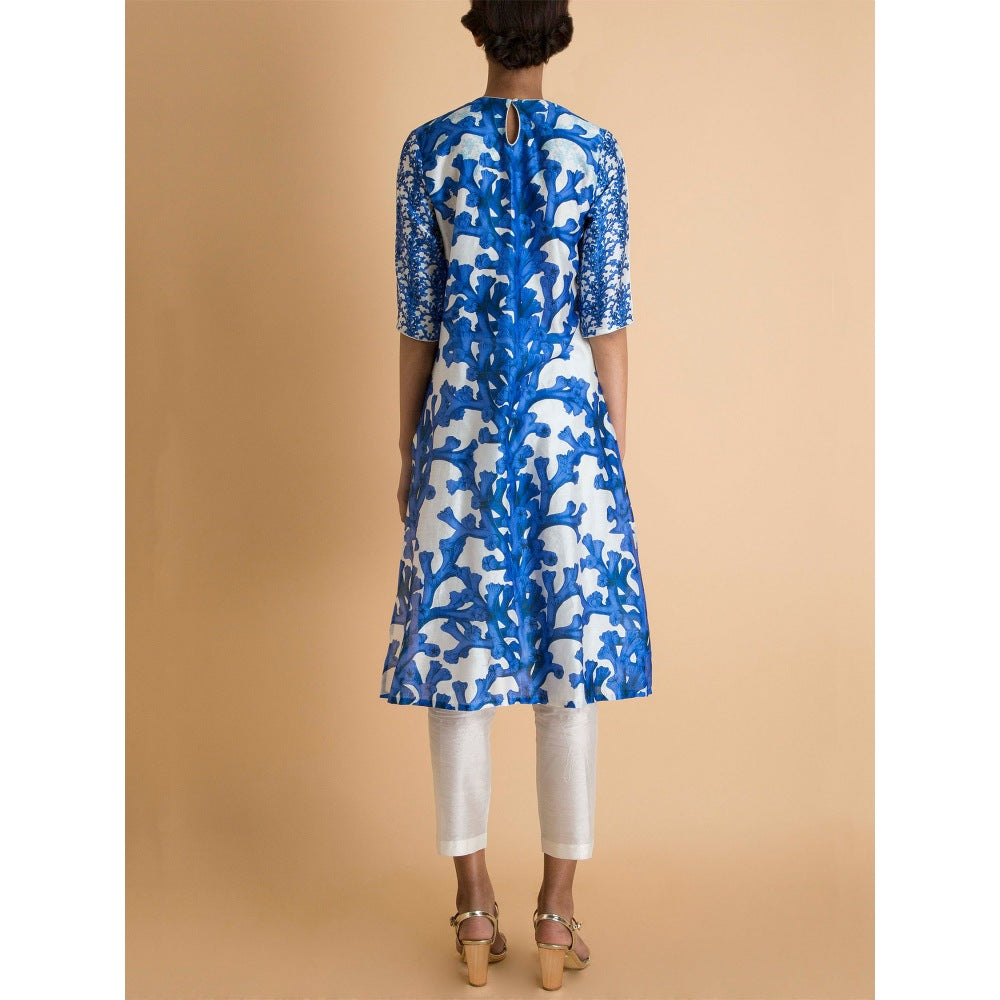 Saksham & Neharicka Blue Printed Kurta