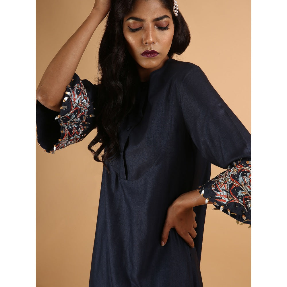 Saksham & Neharicka Navy Blue Flare Sleeve Kurta
