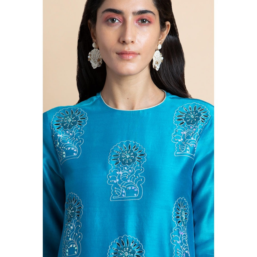 Saksham & Neharicka Skydive Blue Embellished Chanderi Kurta