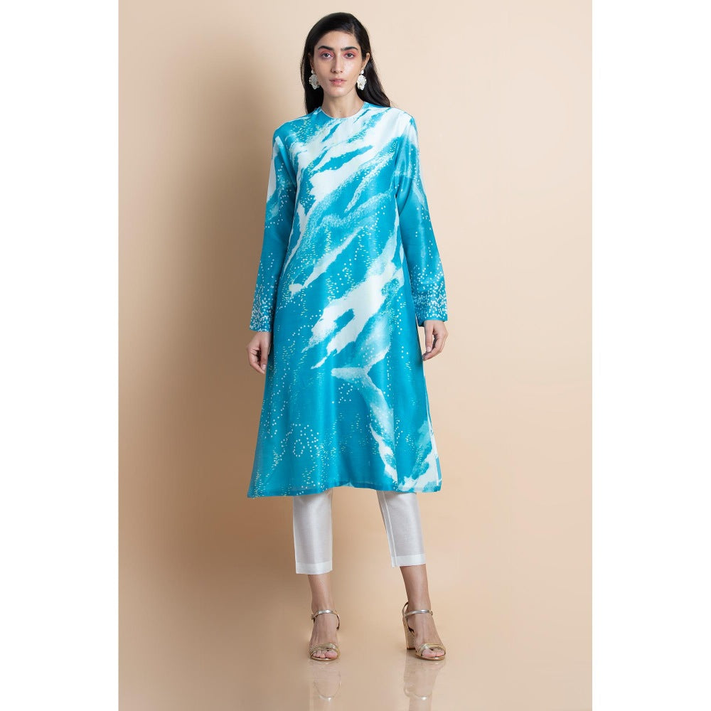 Saksham & Neharicka Azure Blue Printed Chanderi Kurta