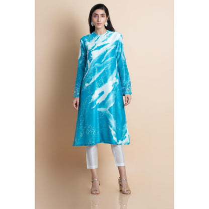 Saksham & Neharicka Azure Blue Printed Chanderi Kurta