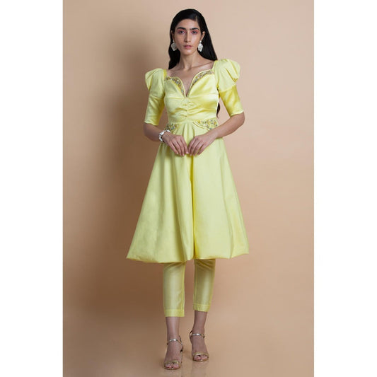 Saksham & Neharicka Yellow Embellished Kurta With Pant (Set of 2)