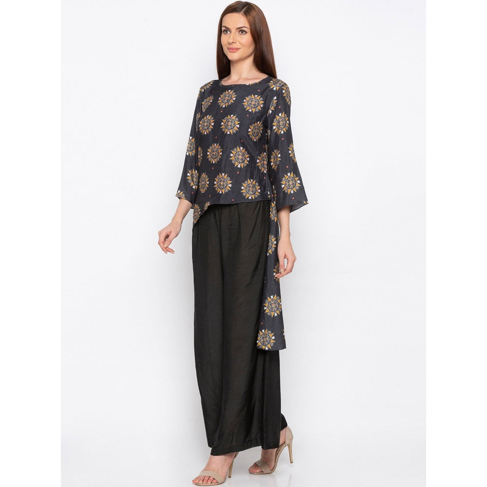 Soup by Sougat Paul Grey Asymmetric Kurta With Pants - Customisable (Set of 2)