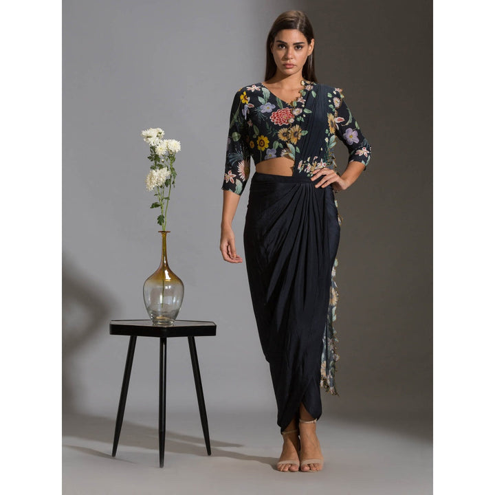 Soup By Sougat Paul Drape Saree With Cutwork Embroidery Paired With V Neck Blouse (Set of 2)