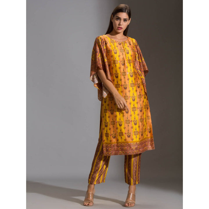 Soup By Sougat Paul Kurta With Side Slit And Bell Sleeves Paired With Printed Pants (Set of 2)