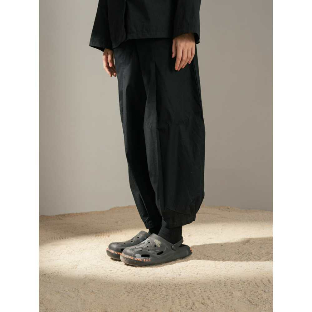 SPACE Vergo Co Ord Set Black (Set of 2)
