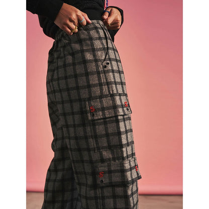SPACE Grey Checks Pants