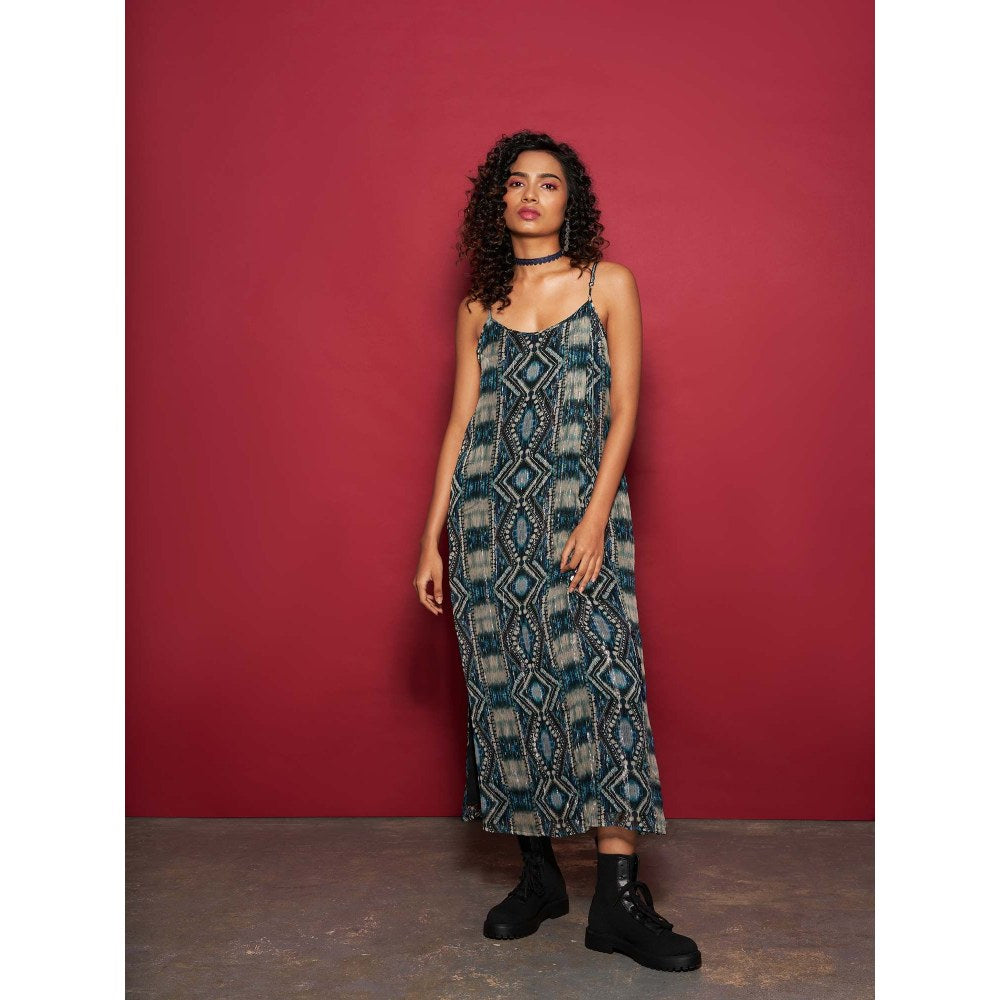 Style Junkiie Blue Abstract Printed Slip Dress