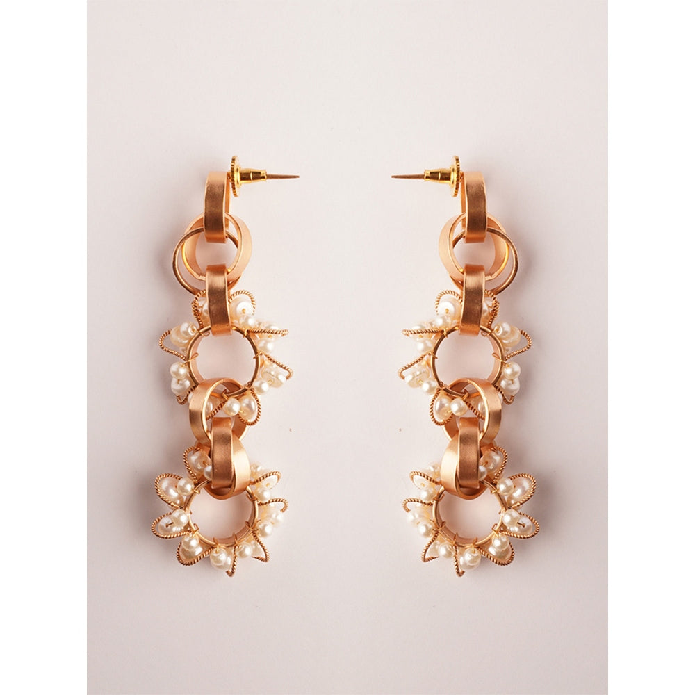 Suhani Pittie Neutron Loop Pearl Earrings