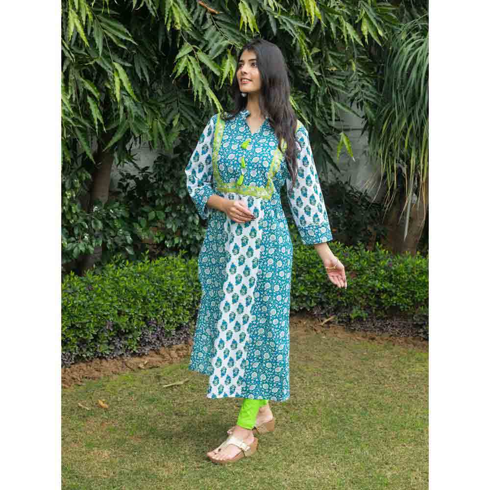 SVARCHI Cotton Cambric Embroidered Straight Kurta-White and Green