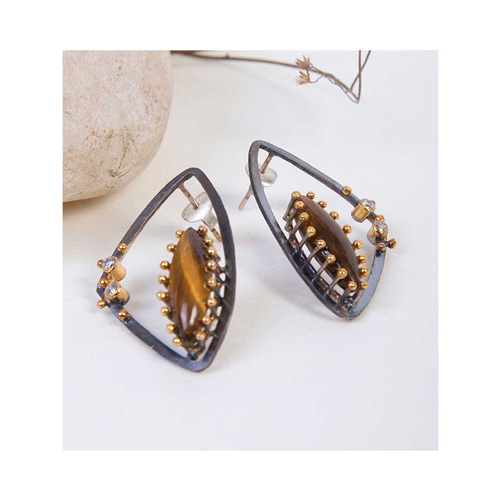 Tanvi Garg Myriad Earring