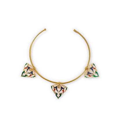 Tanvi Garg Trine Close To Neck Hasil