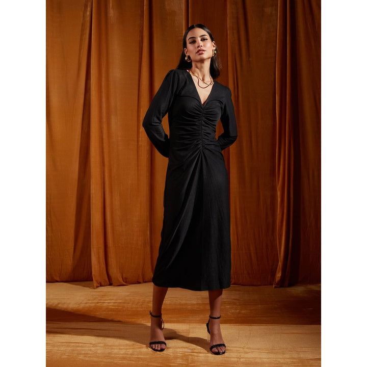 tara and i Black Ruched Full Sleeve Midi Dress