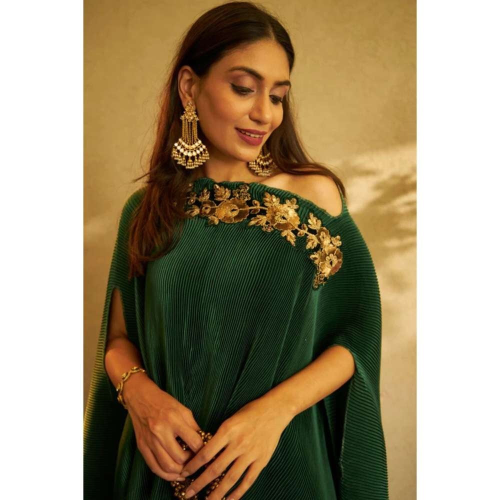 TASUVURE Divine Embroidered Cape with Brocade Pants - Green (Set of 2)