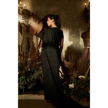 TASUVURE Classy Pleated Gown Saree - Jade Black