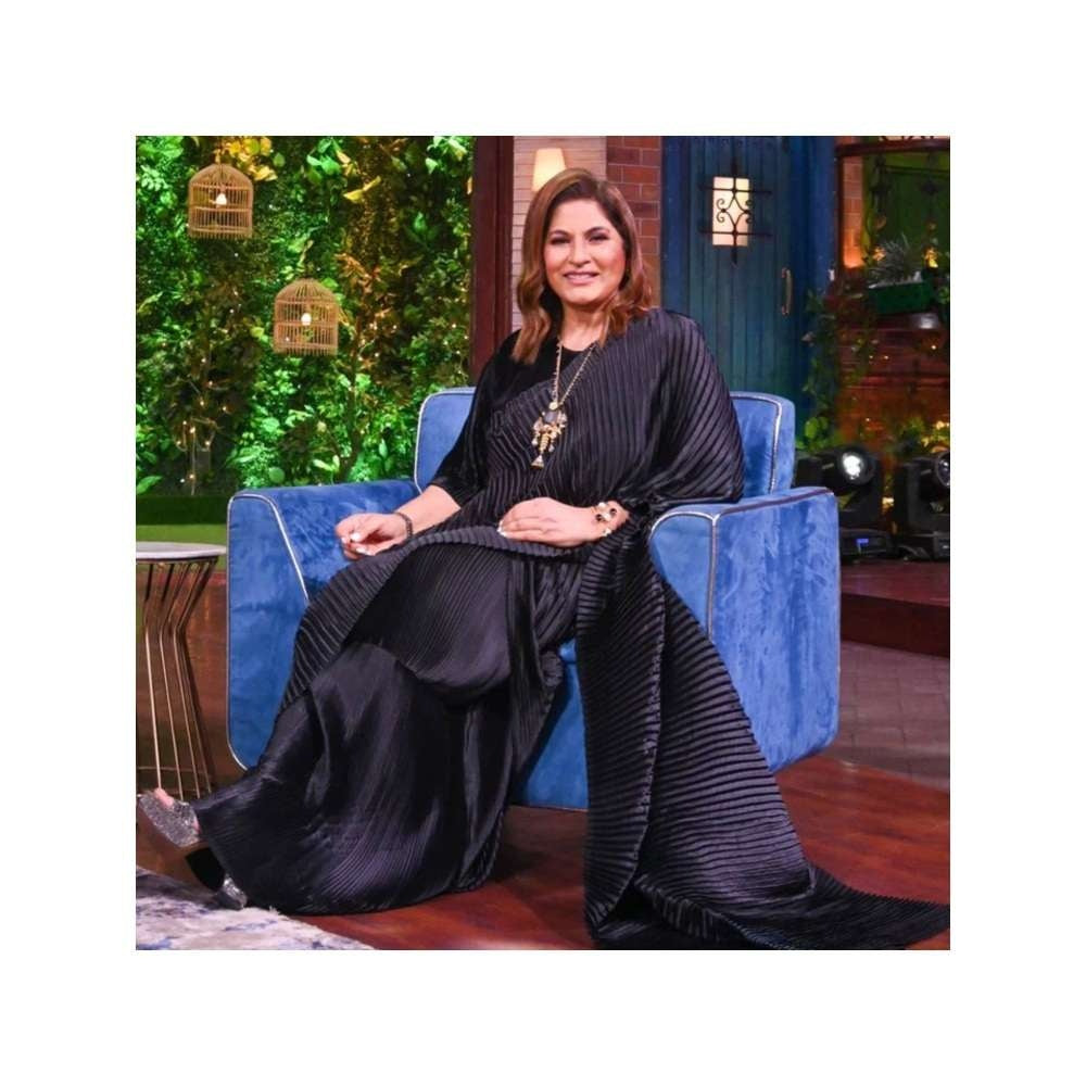 TASUVURE Classy Pleated Gown Saree - Jade Black