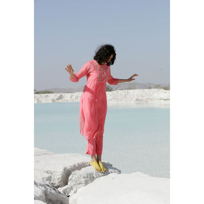 Tatwa Designs Coral Pink Yoke Buta Kurta (Set of 3)