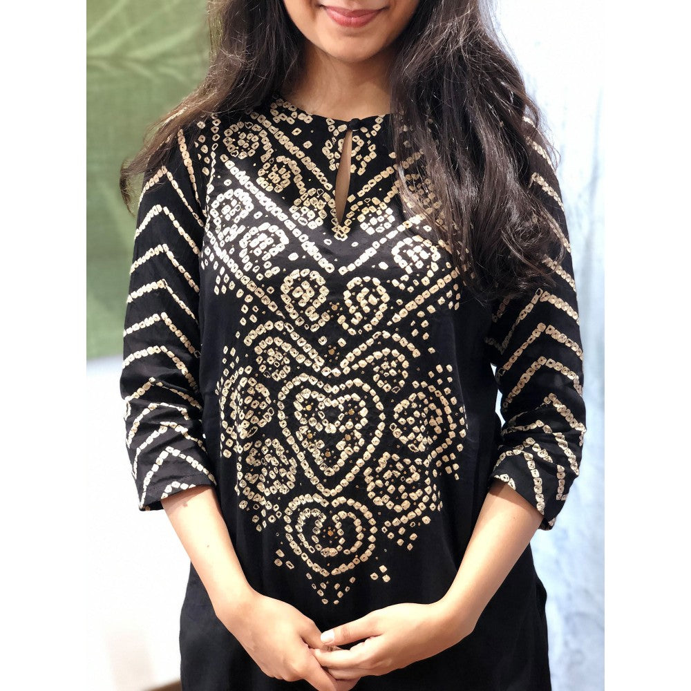 The Indian Ethnic Co. Black Bandhej Cotton Kurta + Dupatta
