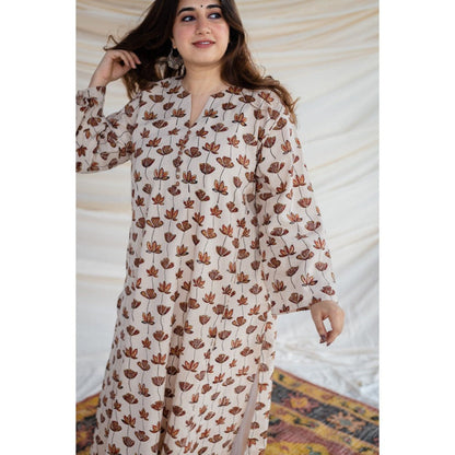 The Indian Ethnic Co. Handwoven Kamal Print Jhabha Kali Kurta