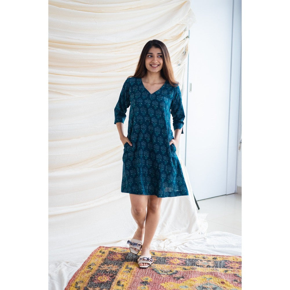 The Indian Ethnic Co. Indigo Slub Cotton Dress