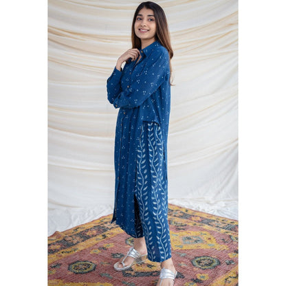 The Indian Ethnic Co. Indigo Slub Cotton Dabu Kurta of 2)