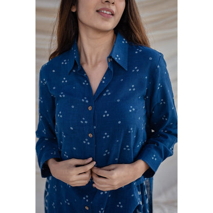 The Indian Ethnic Co. Indigo Slub Cotton Dabu Kurta of 2)