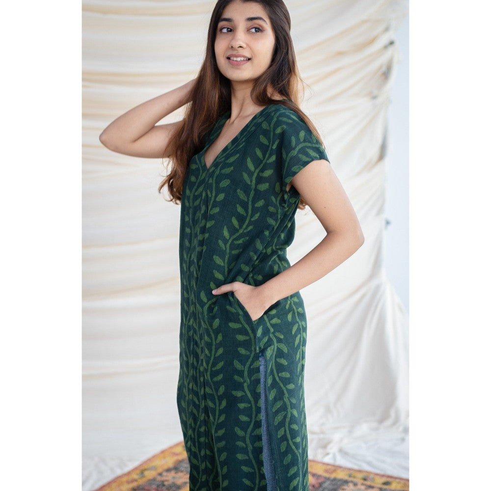 The Indian Ethnic Co. Green Slub Cotton Kurta