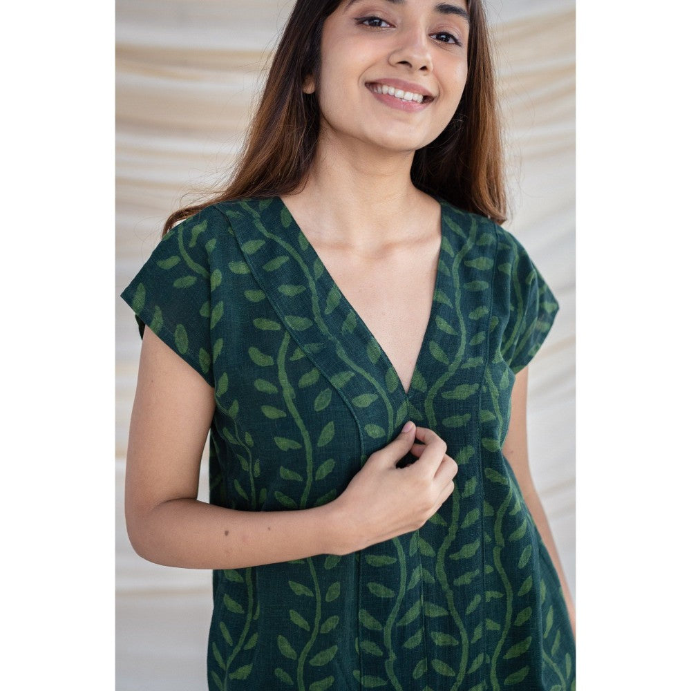 The Indian Ethnic Co. Green Slub Cotton Kurta
