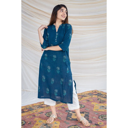 The Indian Ethnic Co. Slub Cotton Indigo Kurta