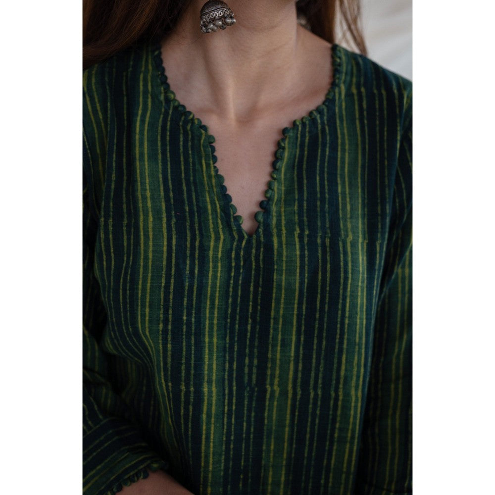 The Indian Ethnic Co. Slub Cotton Striped Kurta