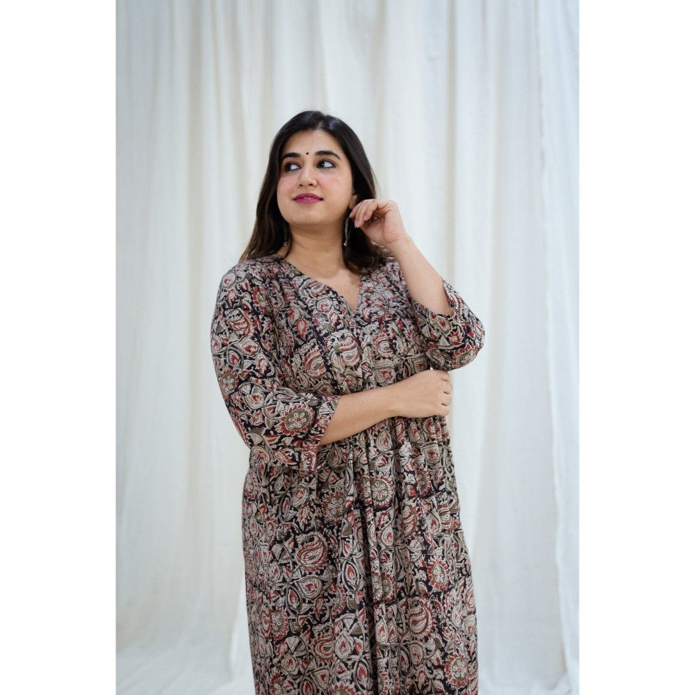 The Indian Ethnic Co. Black Kalamkari Pleated Kurta