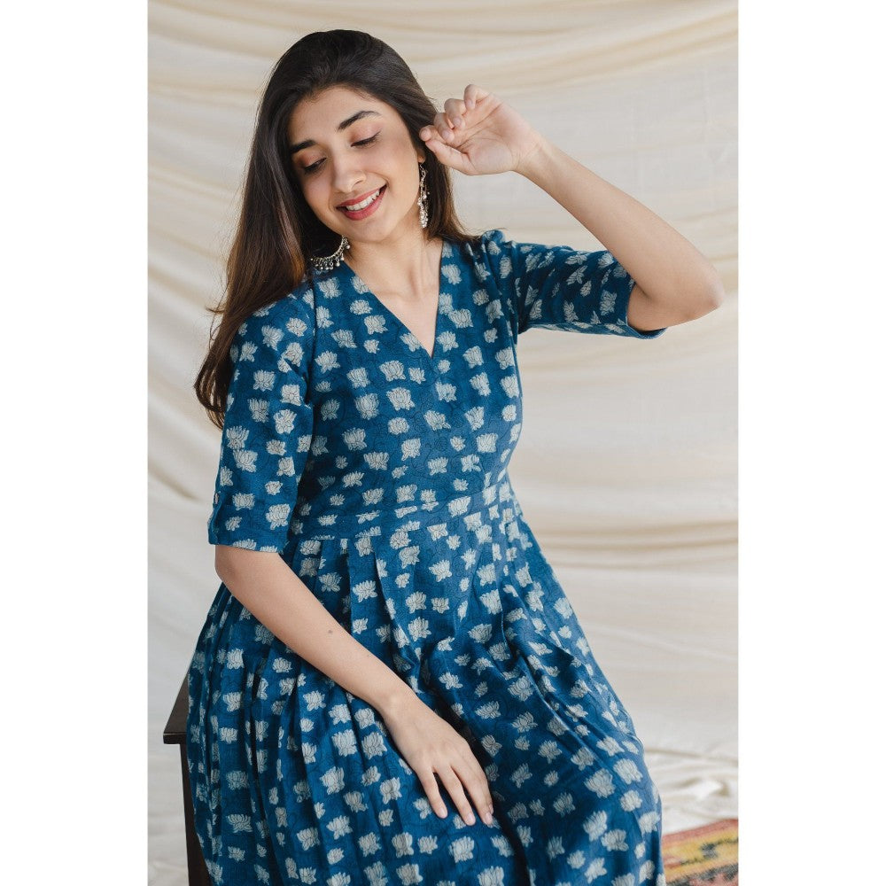 The Indian Ethnic Co. Blue A-Line Slub Cotton Maxi Dress