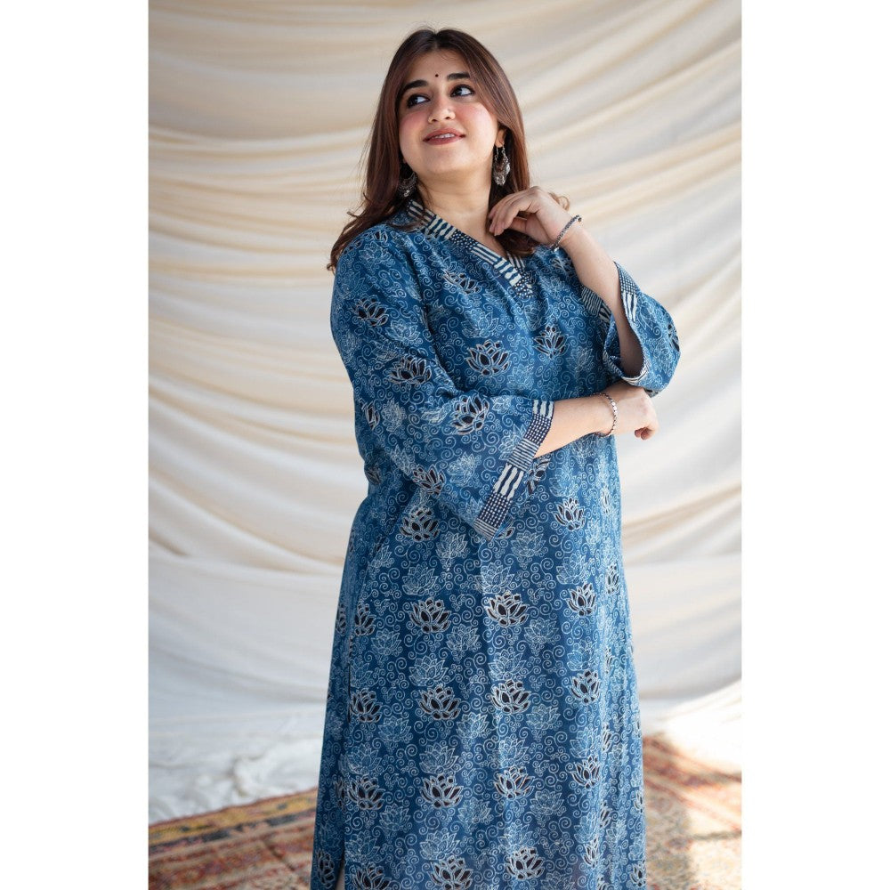 The Indian Ethnic Co. Blue Lotus Ajrakh Cotton Straight Kurta