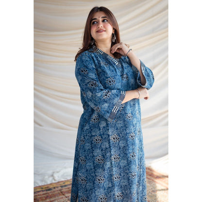The Indian Ethnic Co. Blue Lotus Ajrakh Cotton Straight Kurta