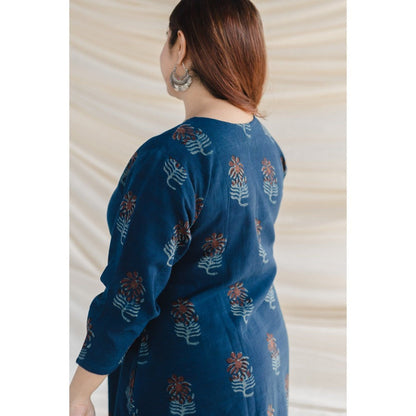 The Indian Ethnic Co. Blue Slub Cotton A Line Kurta