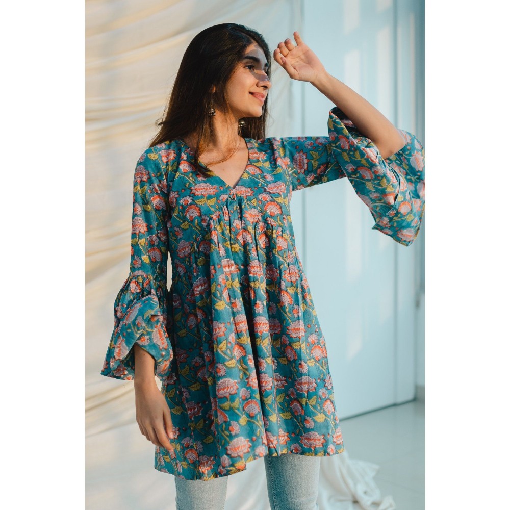 The Indian Ethnic Co. Blue Sanganeri Cotton Short Top