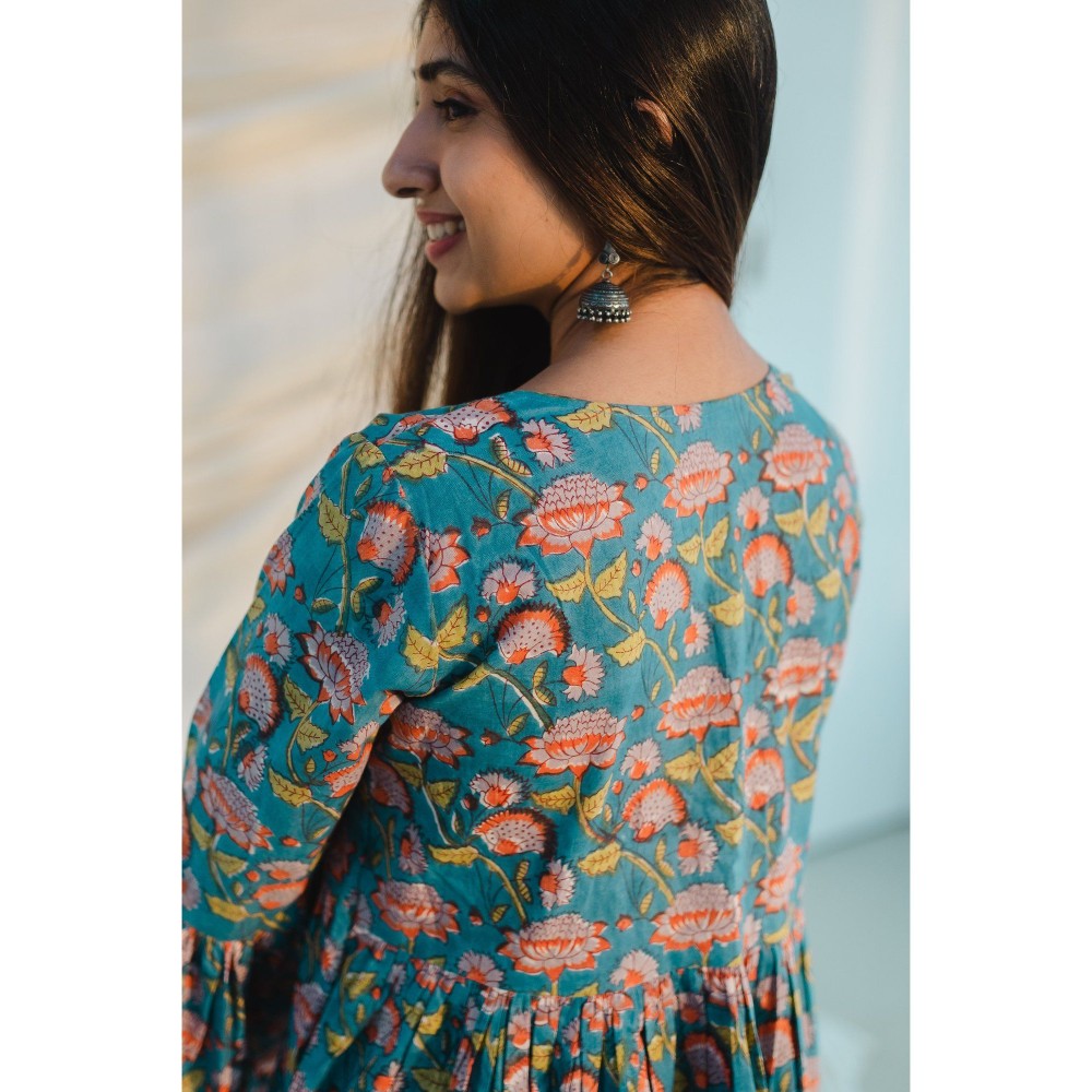 The Indian Ethnic Co. Blue Sanganeri Cotton Short Top
