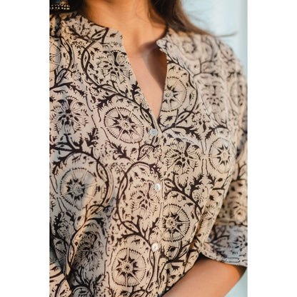 The Indian Ethnic Co. Off White Kalamakri Cotton Short Top