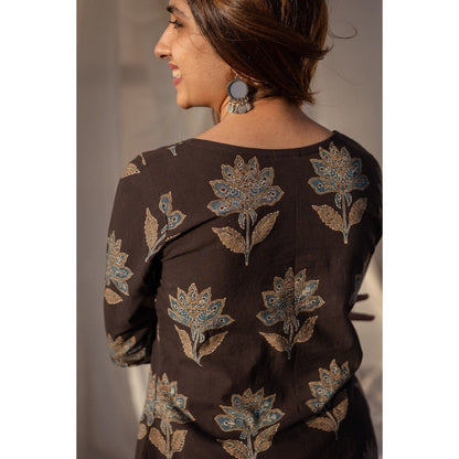 The Indian Ethnic Co. Ajrakh Black Cotton Straight Kurta