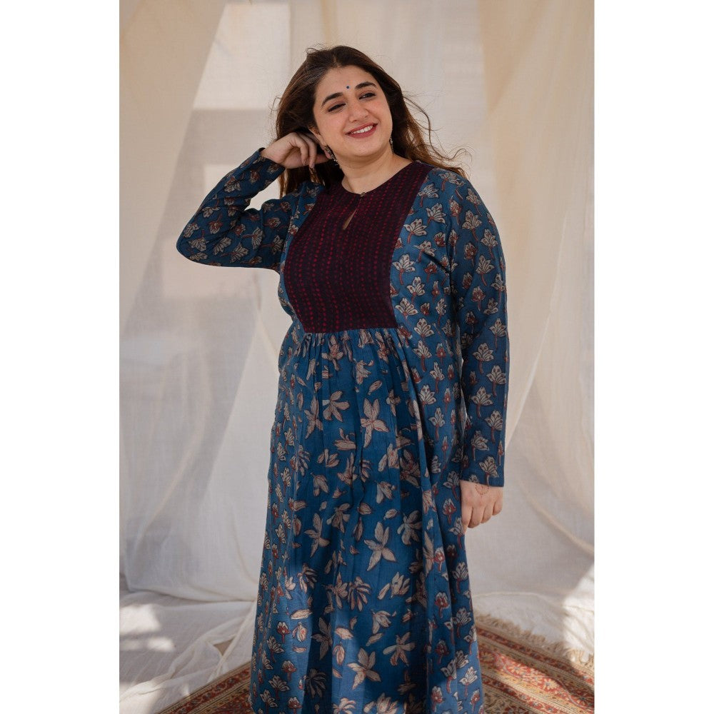 The Indian Ethnic Co. Blue Slub Patchwork Cotton Kurta