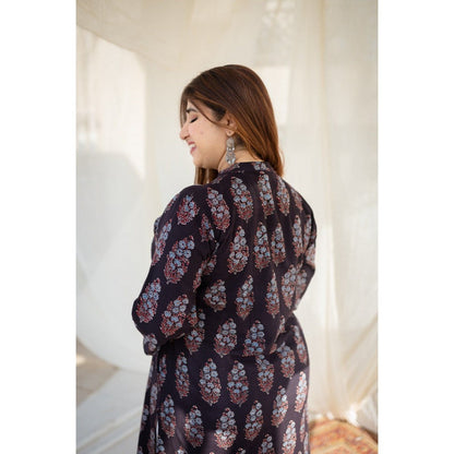 The Indian Ethnic Co. Black Ajrakh Straight Cotton Kurta