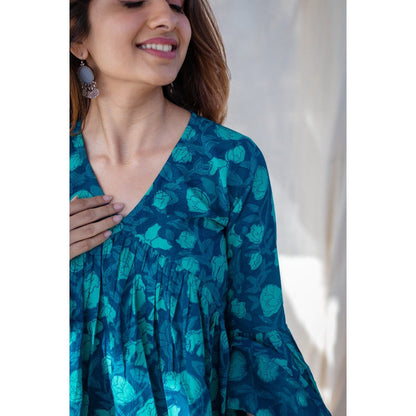 The Indian Ethnic Co. Indigo Dabu Cotton Short Top