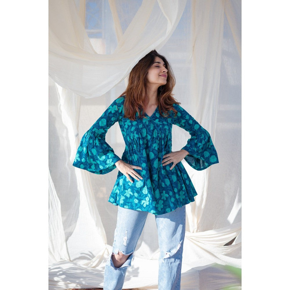 The Indian Ethnic Co. Indigo Dabu Cotton Short Top