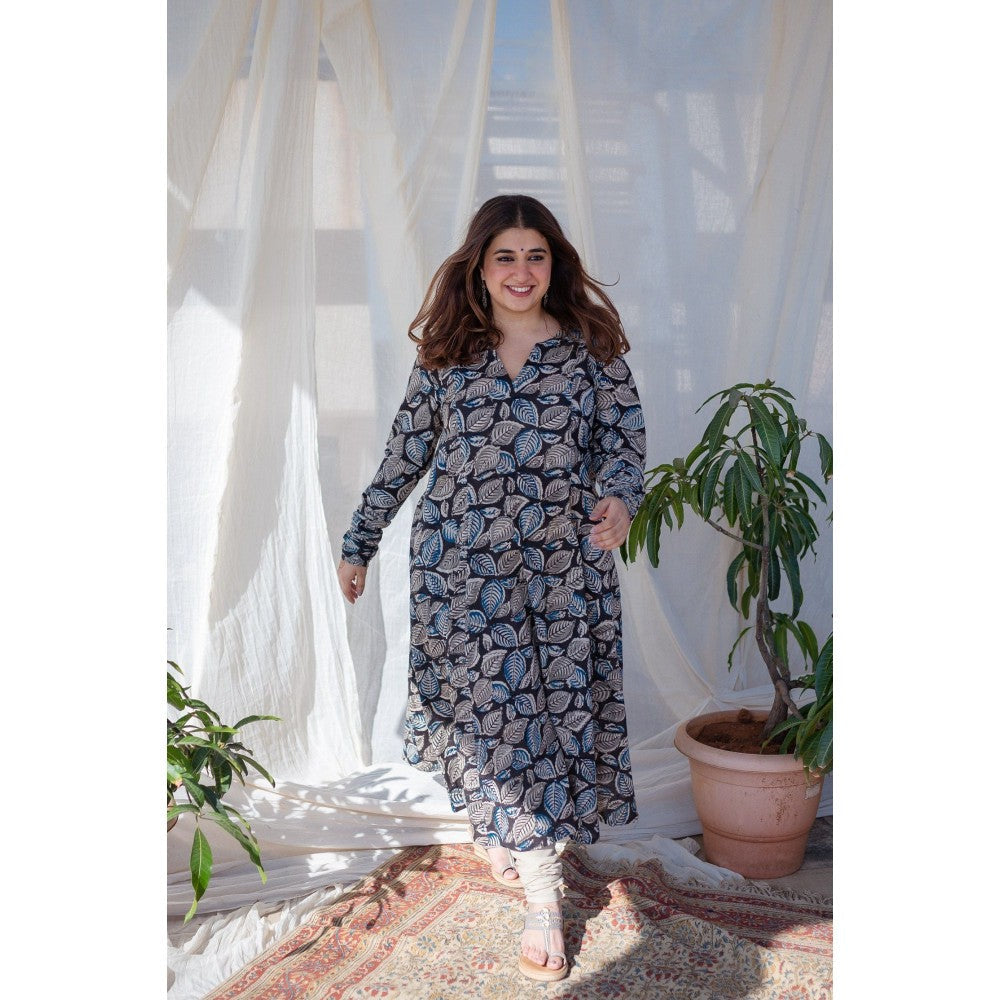 The Indian Ethnic Co. Black Leafy Kalamkari Cotton Kali Kurta