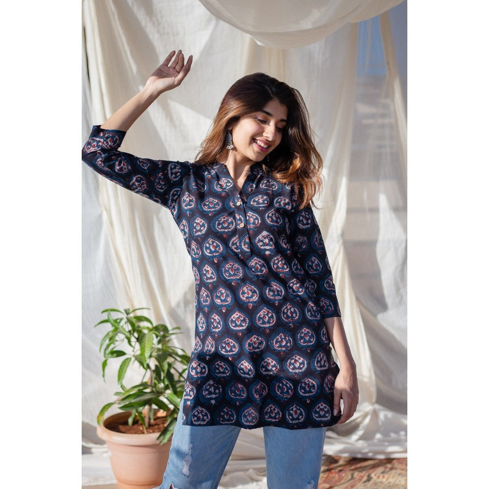 The Indian Ethnic Co. Indigo Jahota Cotton Short Top